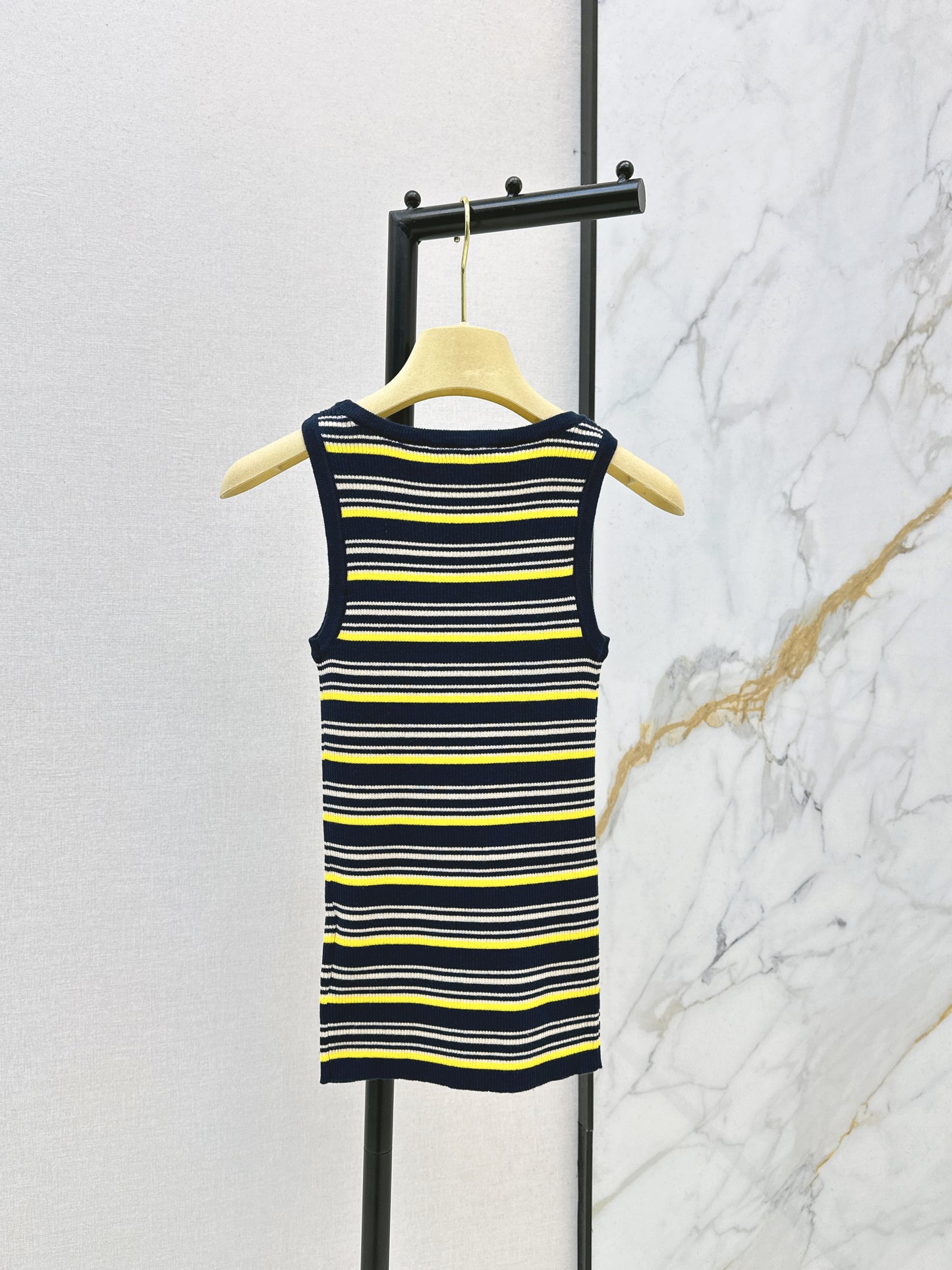 Striped sleeveless knit vest