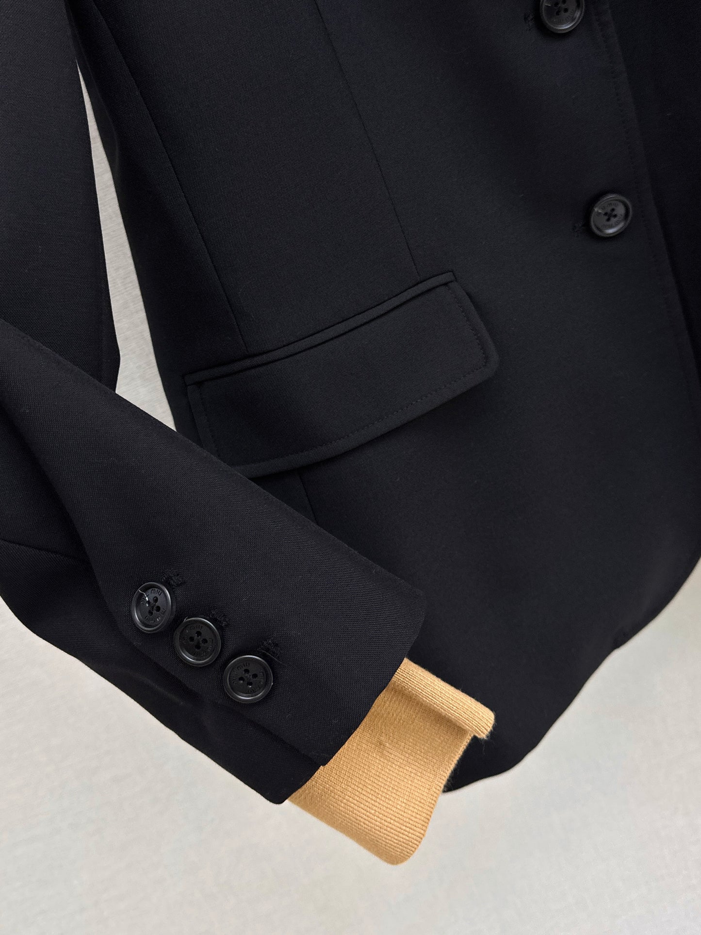 Knitted Collar Blazer/Pleated Skirt