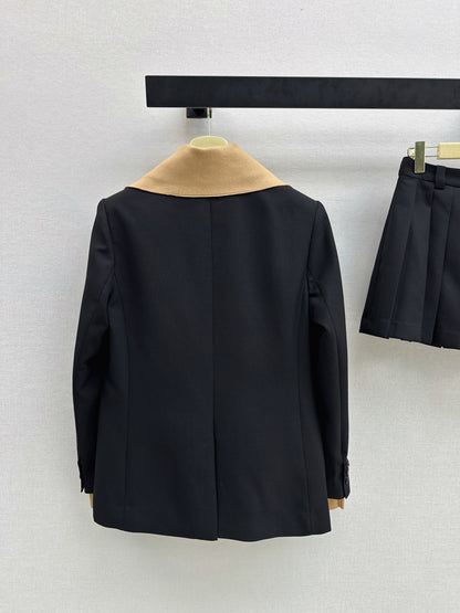 Knitted Collar Blazer/Pleated Skirt