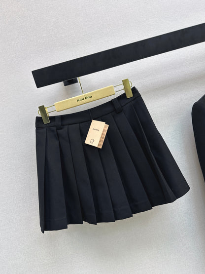 Knitted Collar Blazer/Pleated Skirt