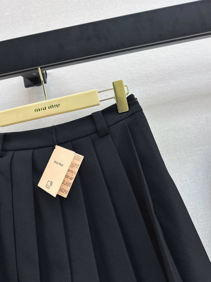 Knitted Collar Blazer/Pleated Skirt