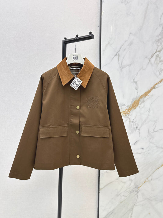 Short trench coat