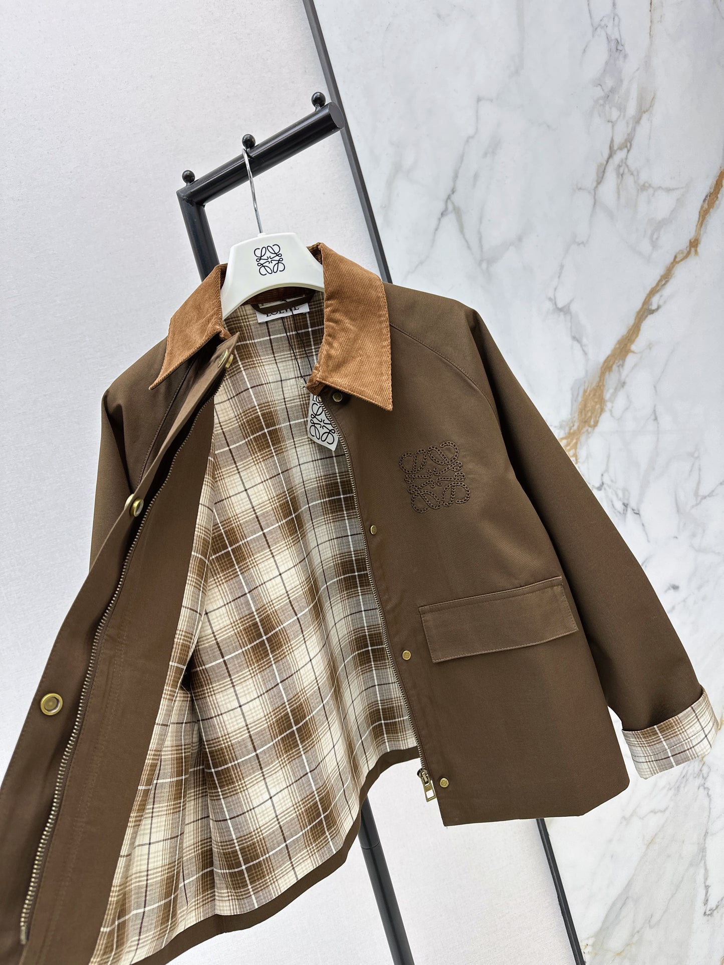 Short trench coat