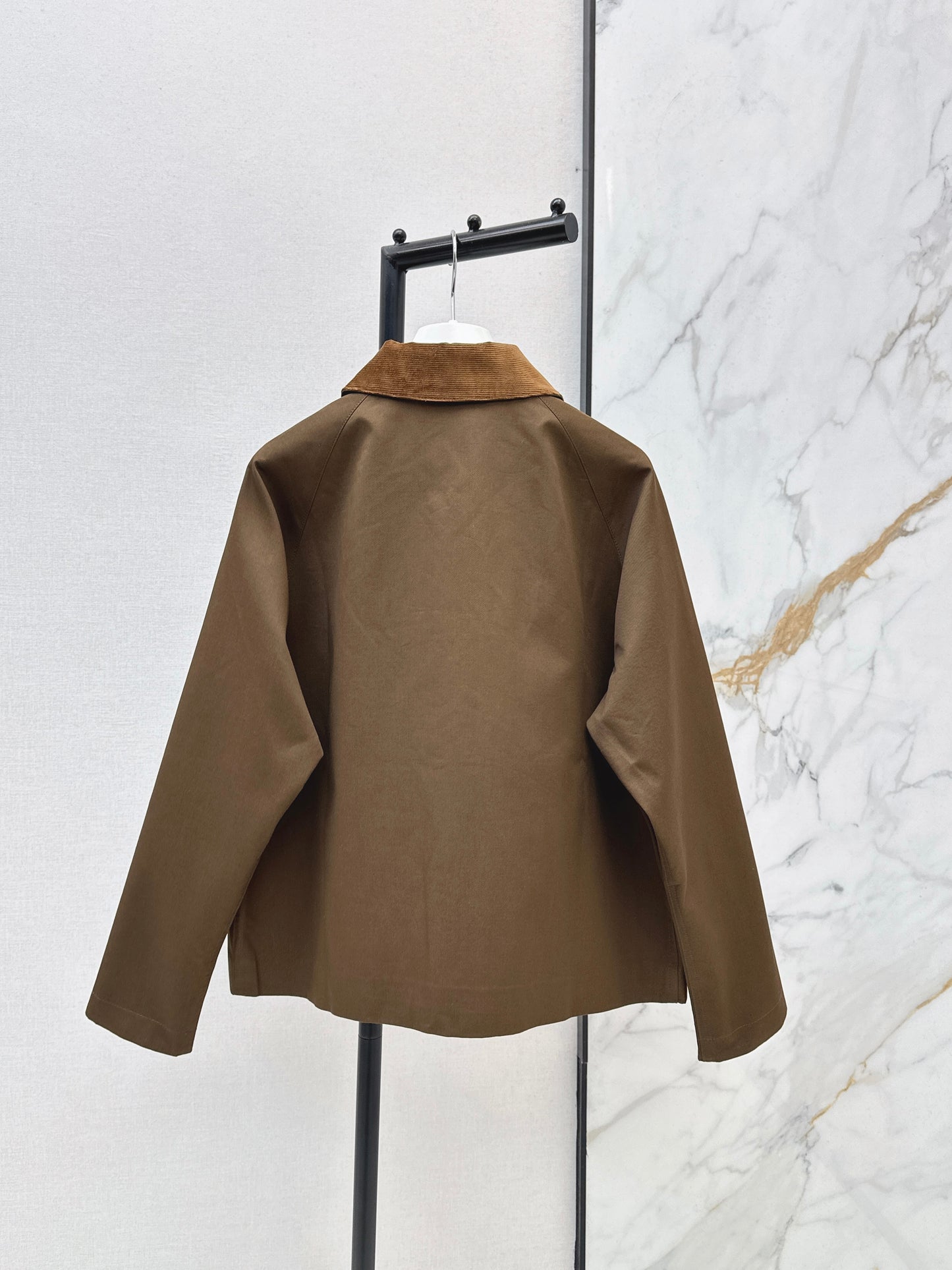 Short trench coat
