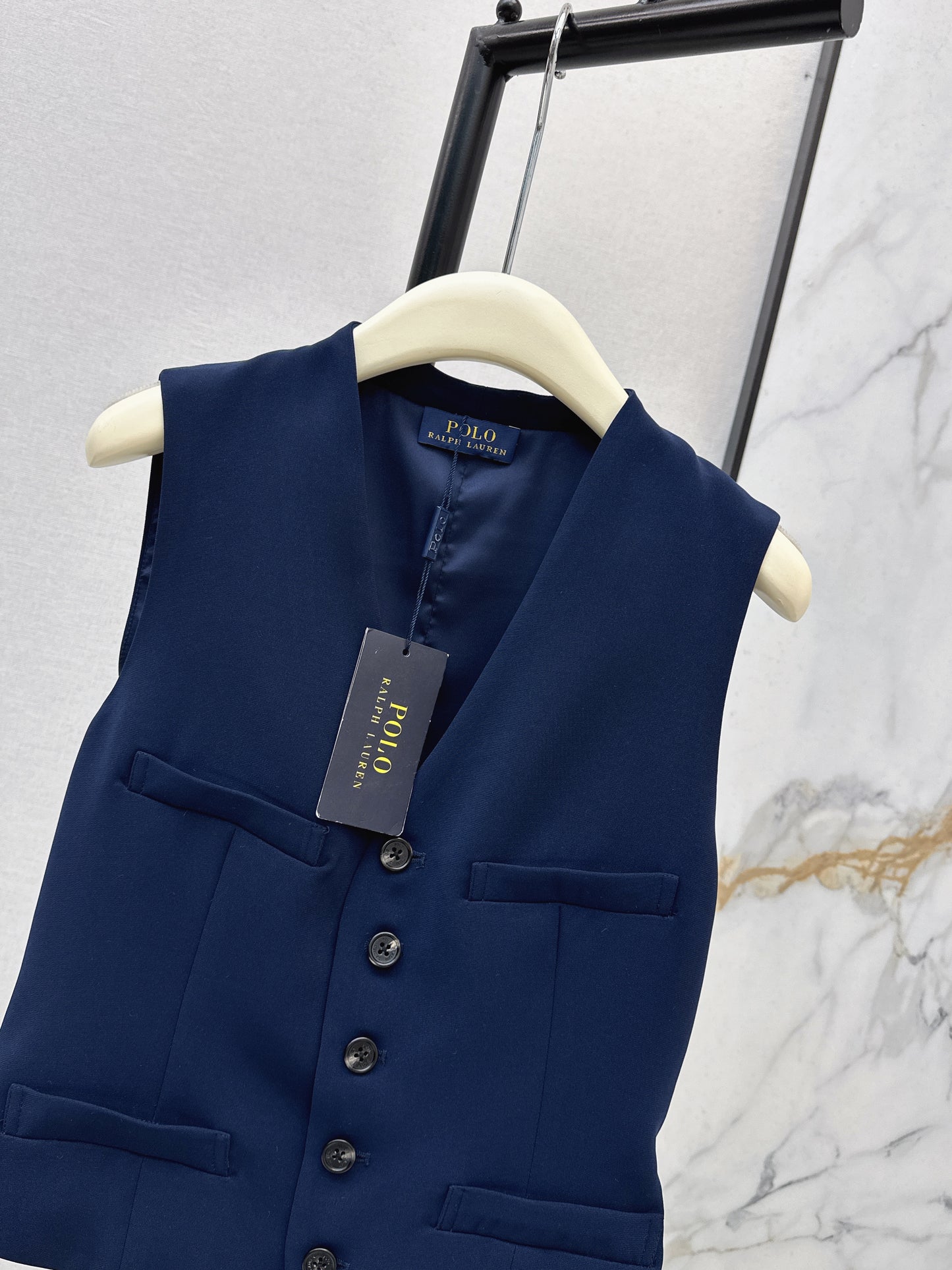 Vest in vintage style