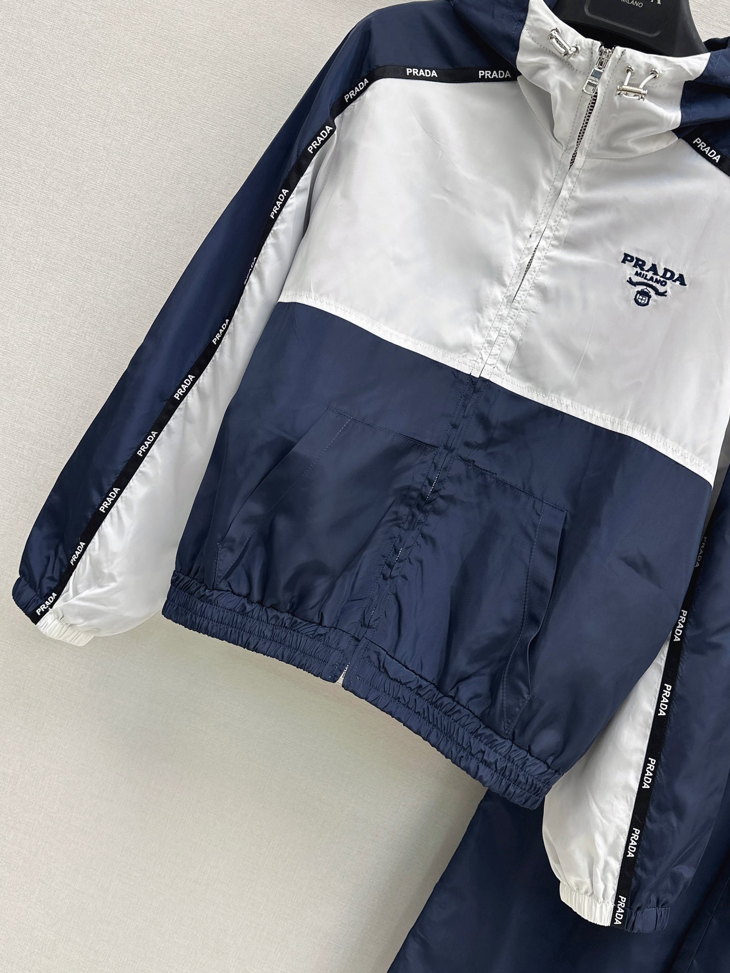 Color-blocked Casual Set