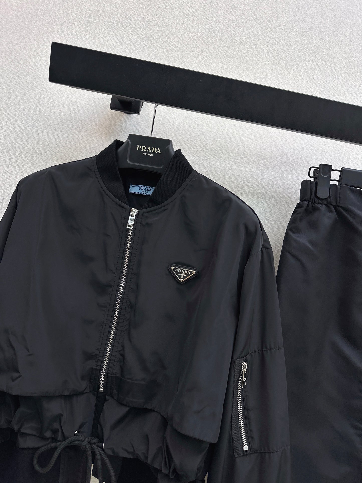 Stand-up collar nylon jacket + zip-up skirt