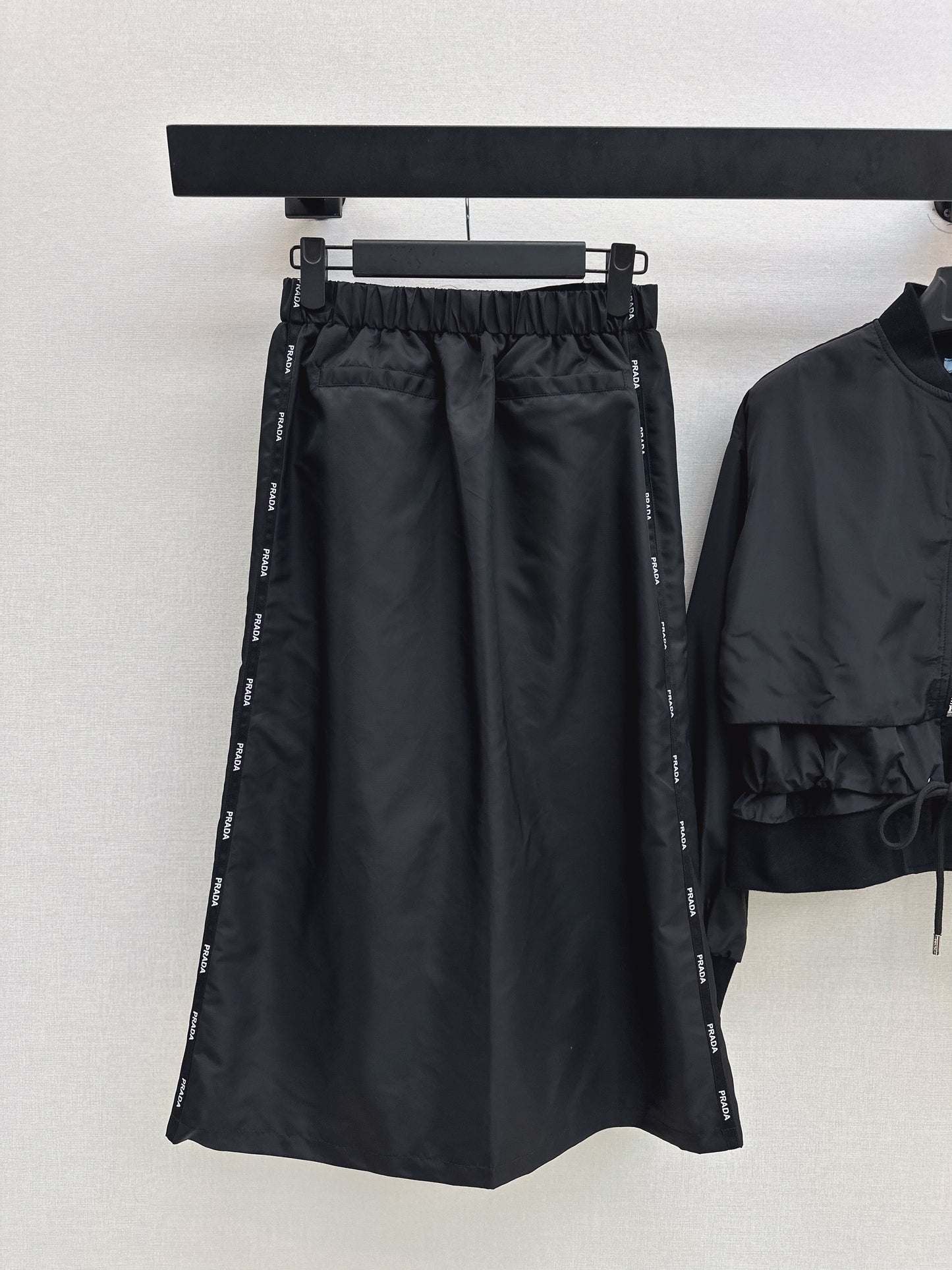 Stand-up collar nylon jacket + zip-up skirt