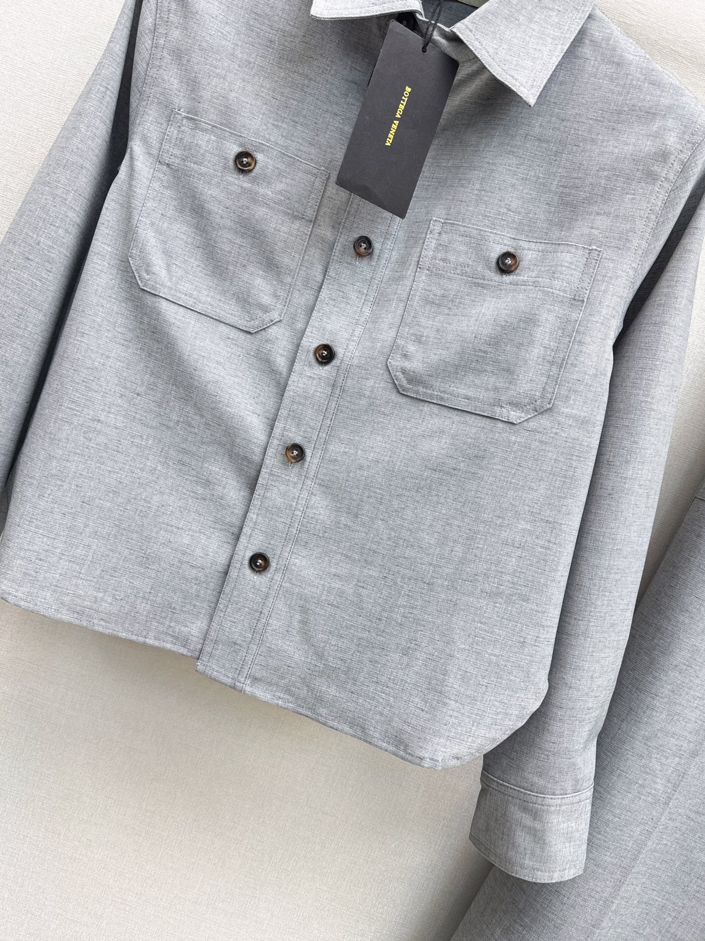 Short-sleeved shirt/trousers
