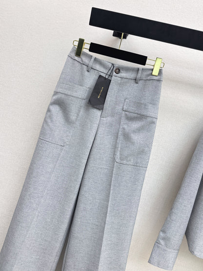 Short-sleeved shirt/trousers