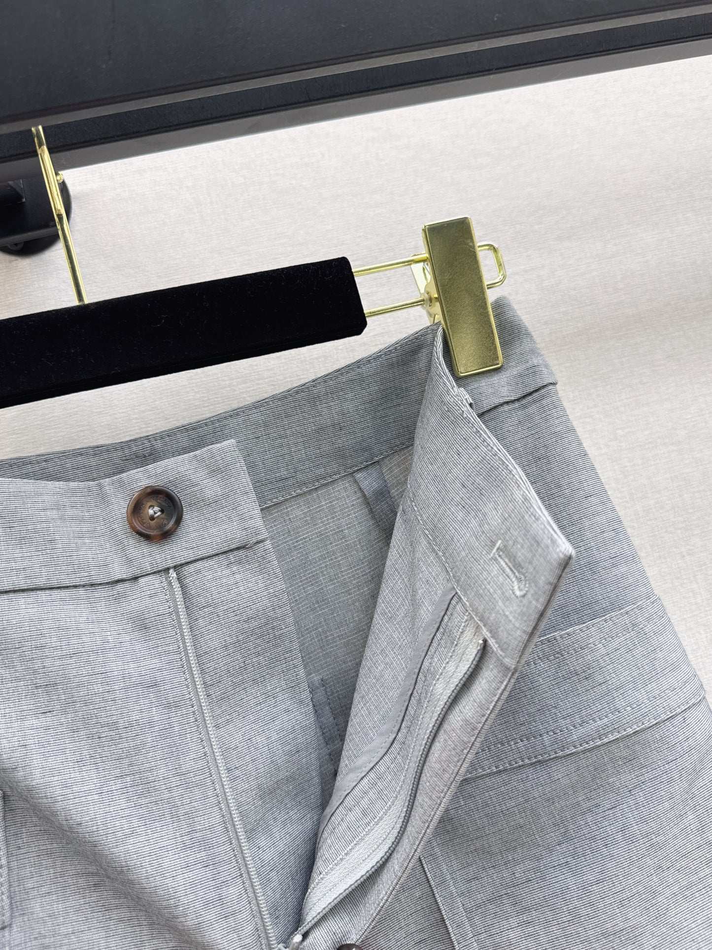 Short-sleeved shirt/trousers