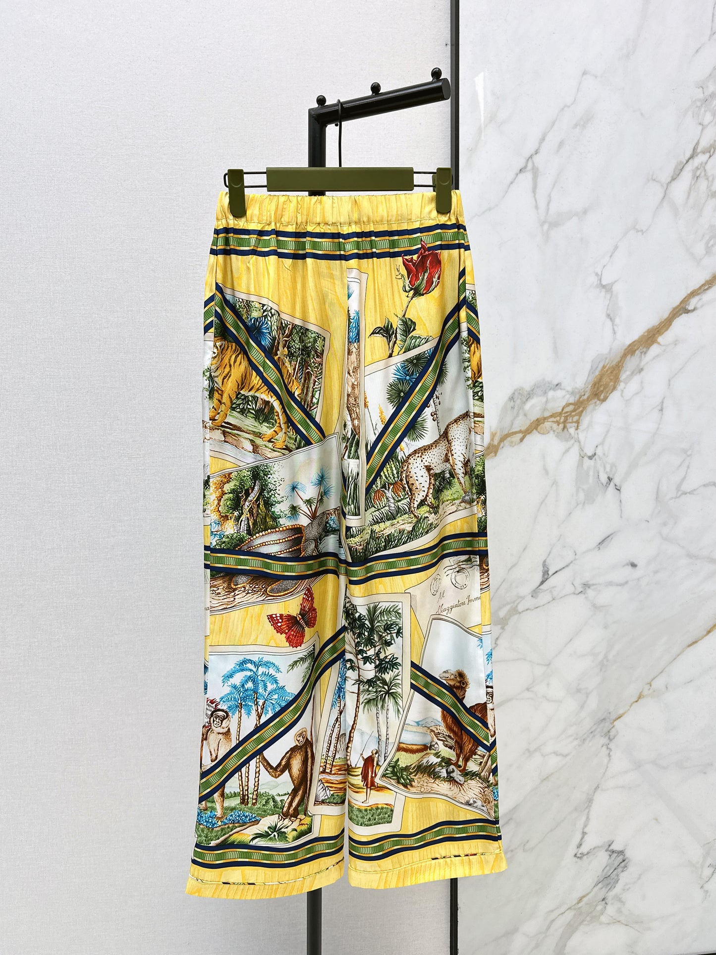 Jungle Silk Shirt/Straight Leg Pants