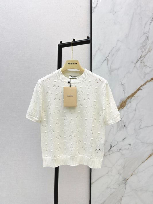 Openwork crochet T-shirt