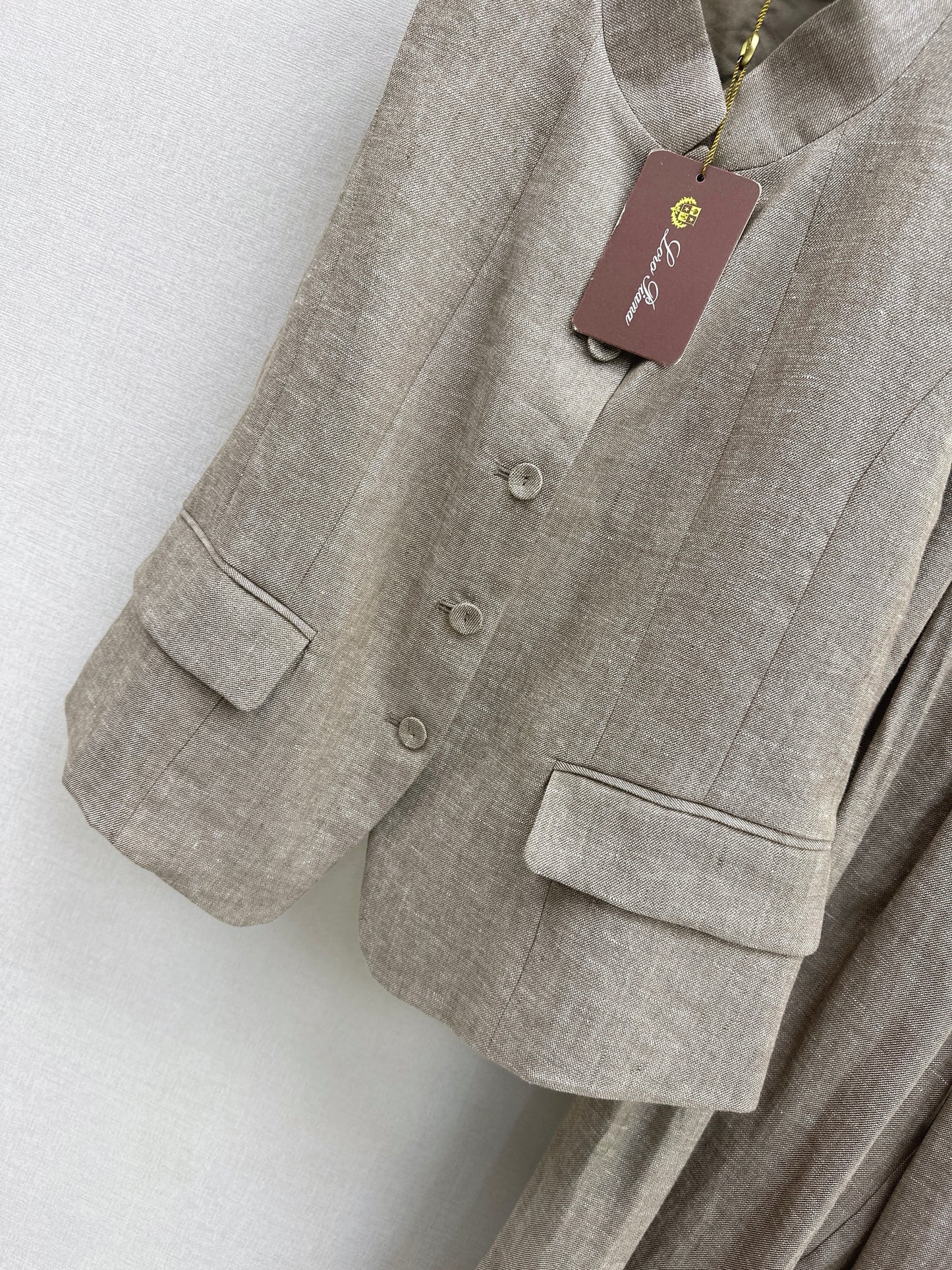 Minimalist Old-Money Style Suit