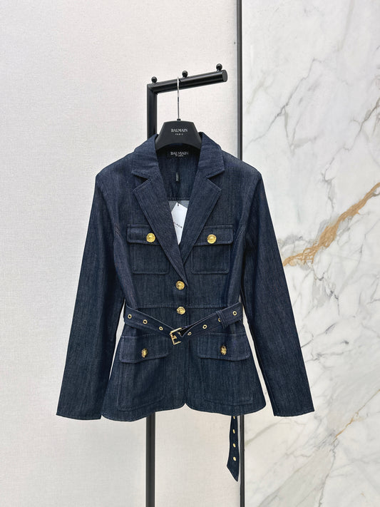 Four-pocket denim jacket
