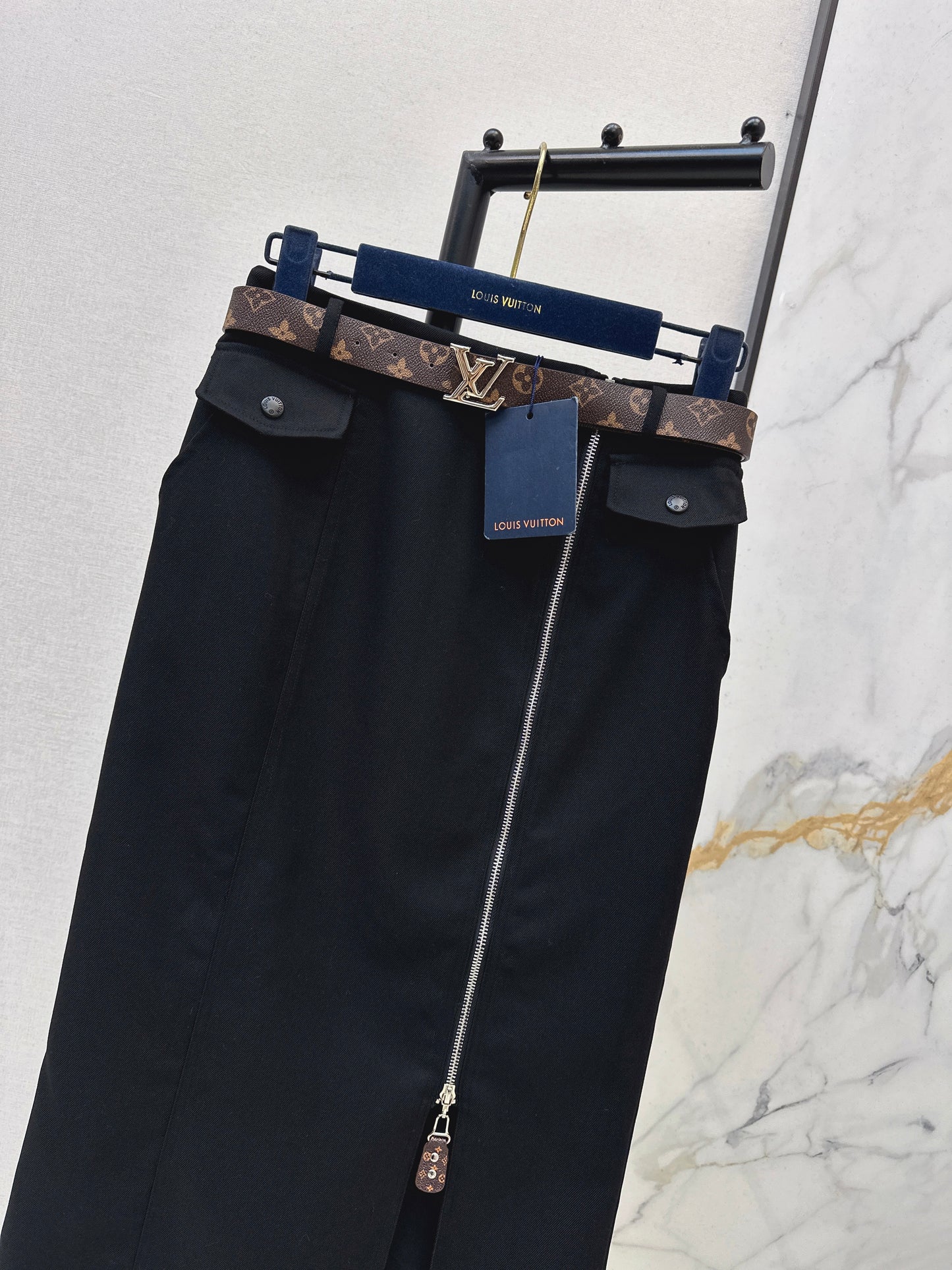 Side zipper midi skirt