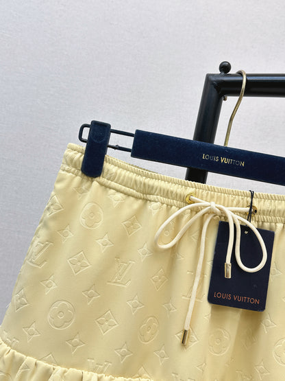 Embossed fishtail midi skirt