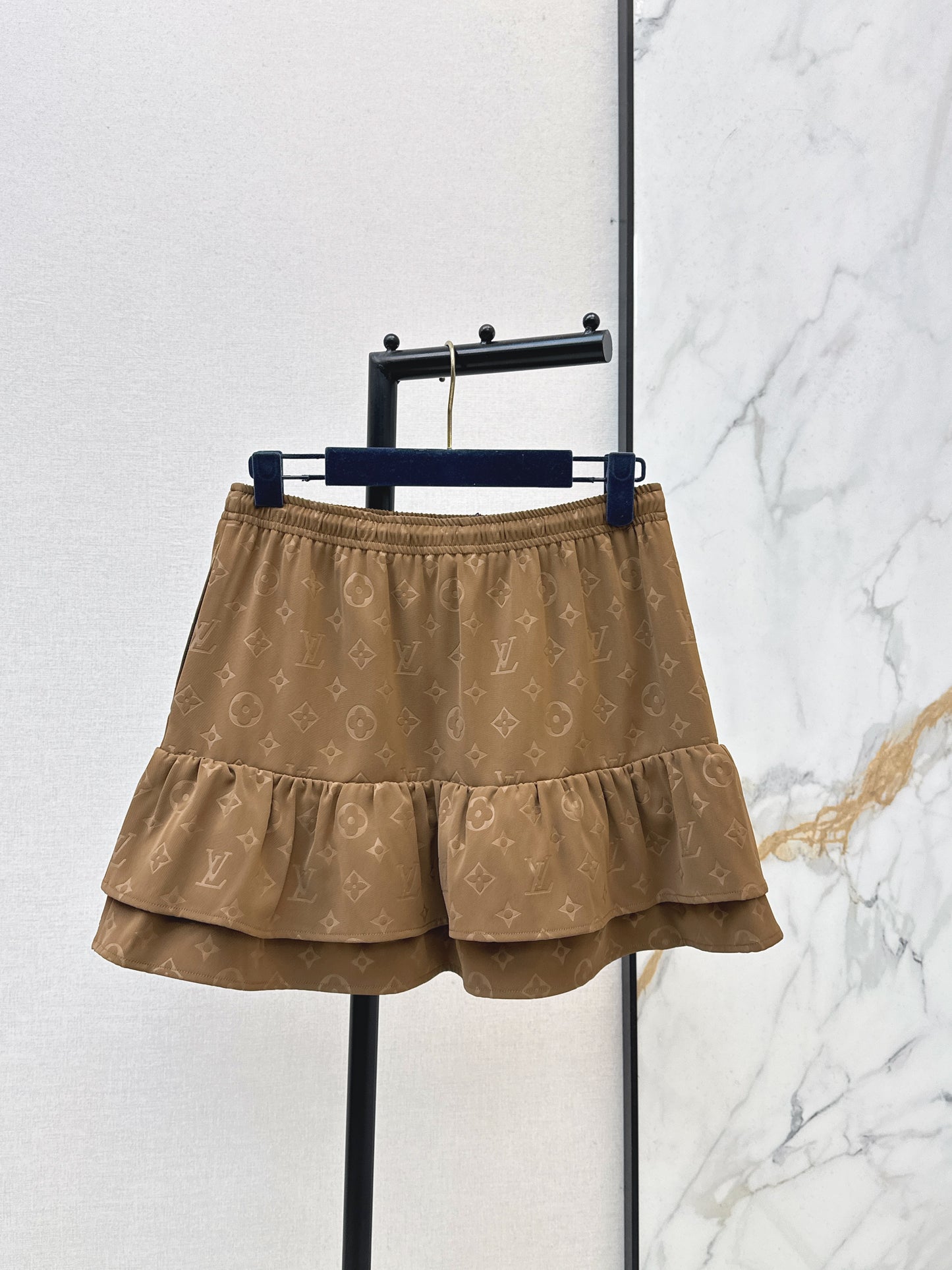 Embossed fishtail midi skirt