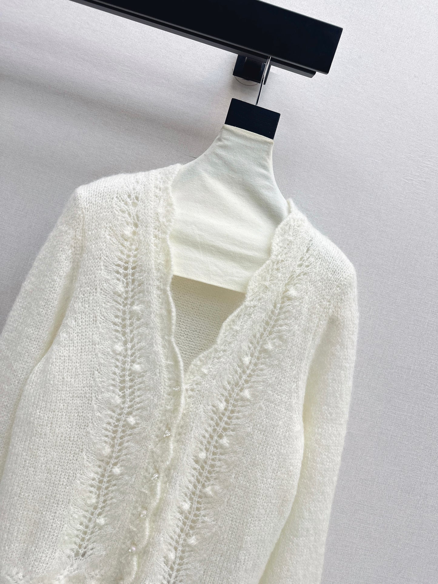 Floral-trimmed cardigan