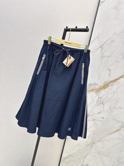 Elastic Waist Midi Skirt