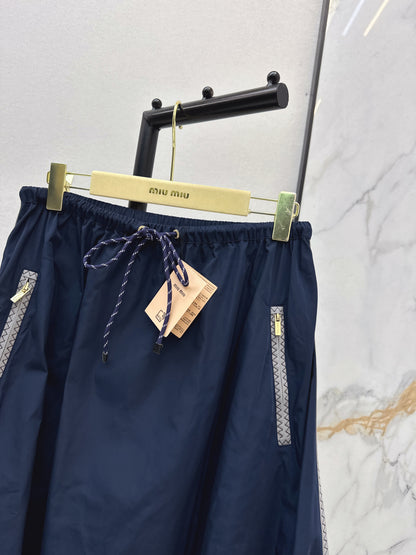 Elastic Waist Midi Skirt
