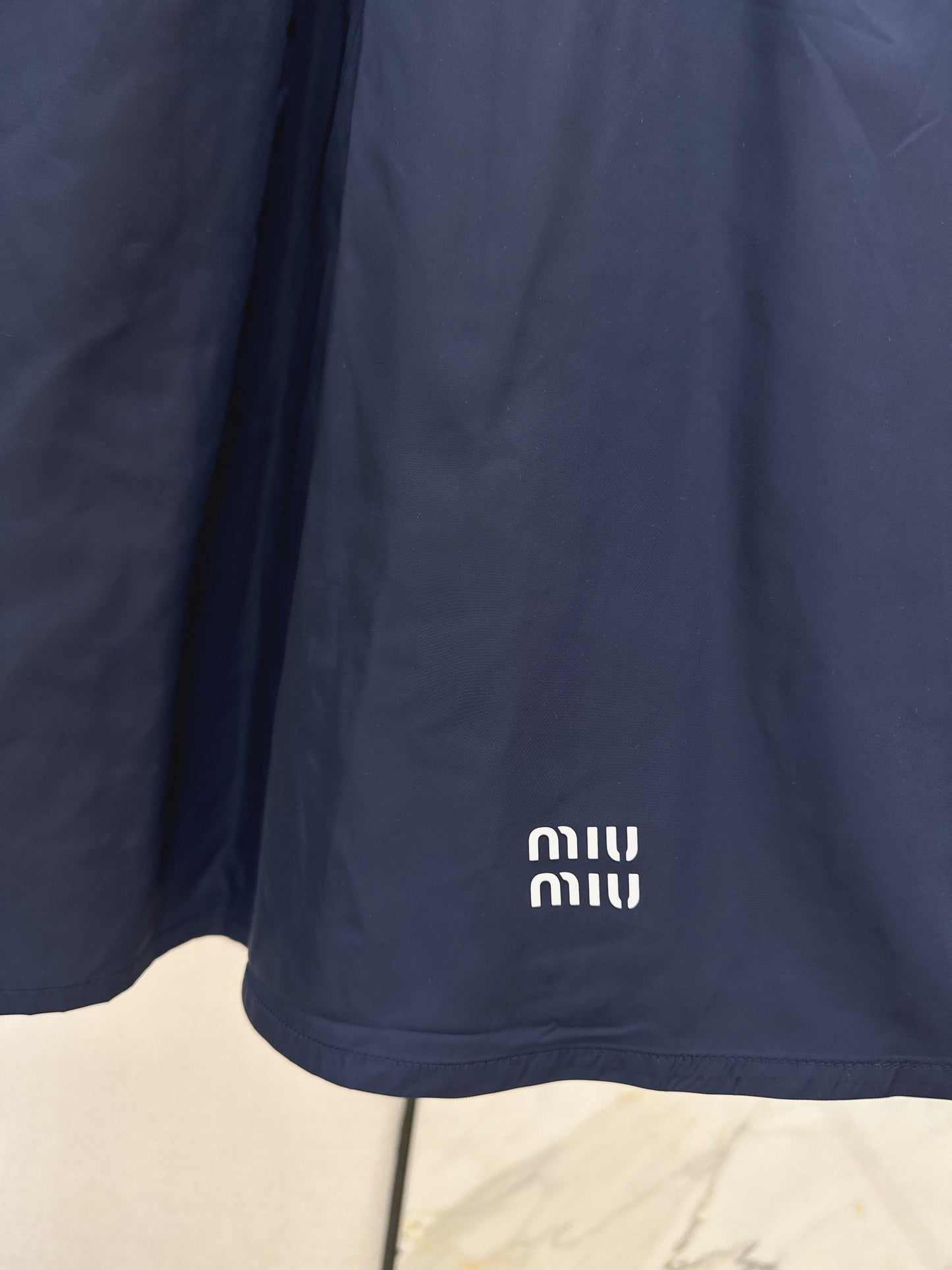 Elastic Waist Midi Skirt
