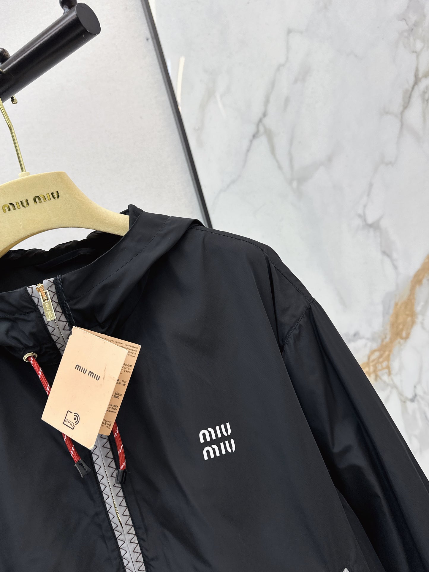 Hooded Jacket