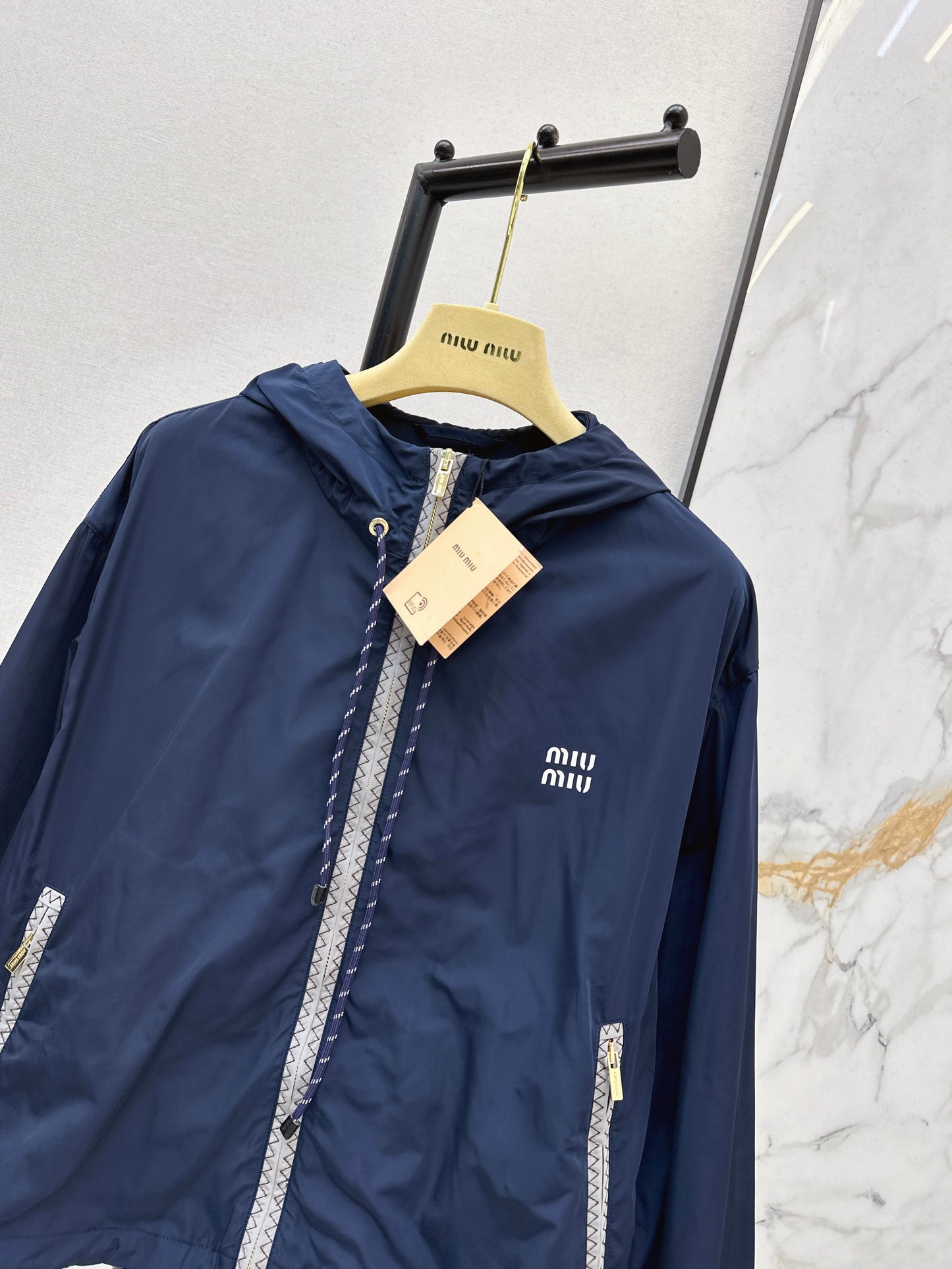 Hooded Jacket
