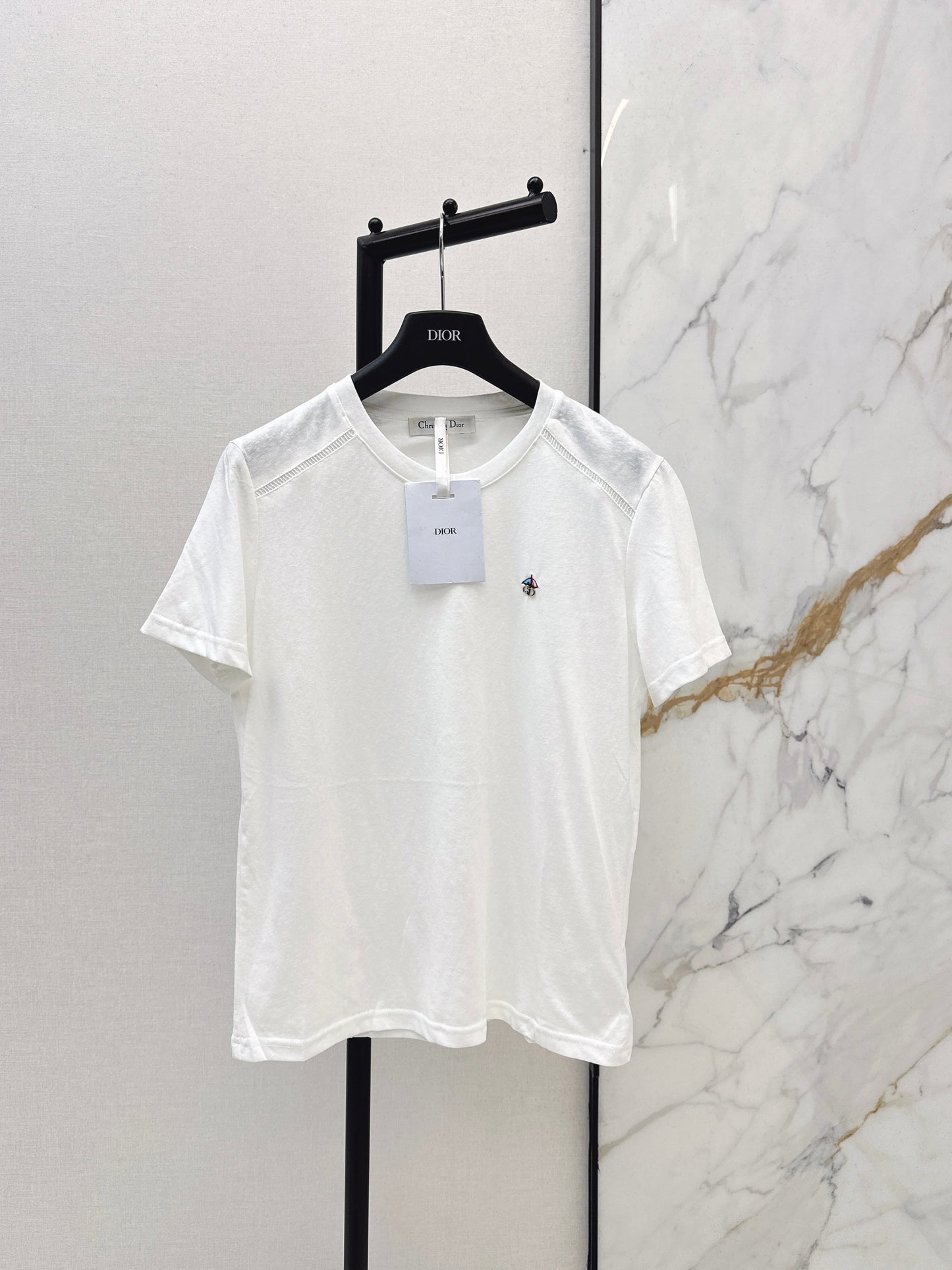 White T-shirt