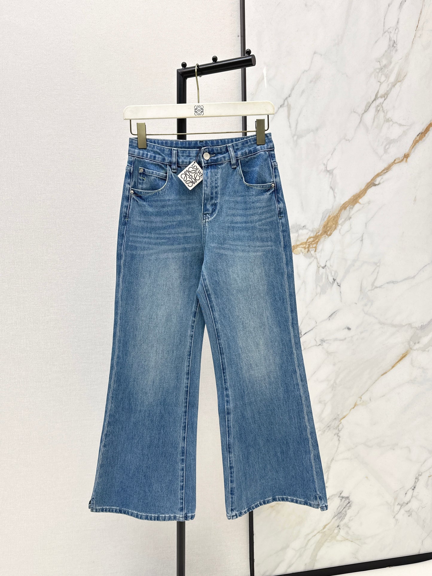 Straight-leg cropped jeans