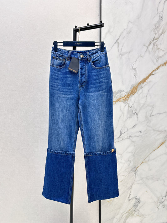 High-top rolled-up denim jeans