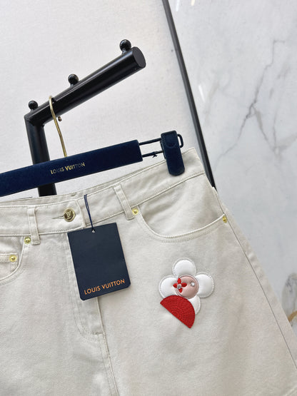 Embroidered denim shorts