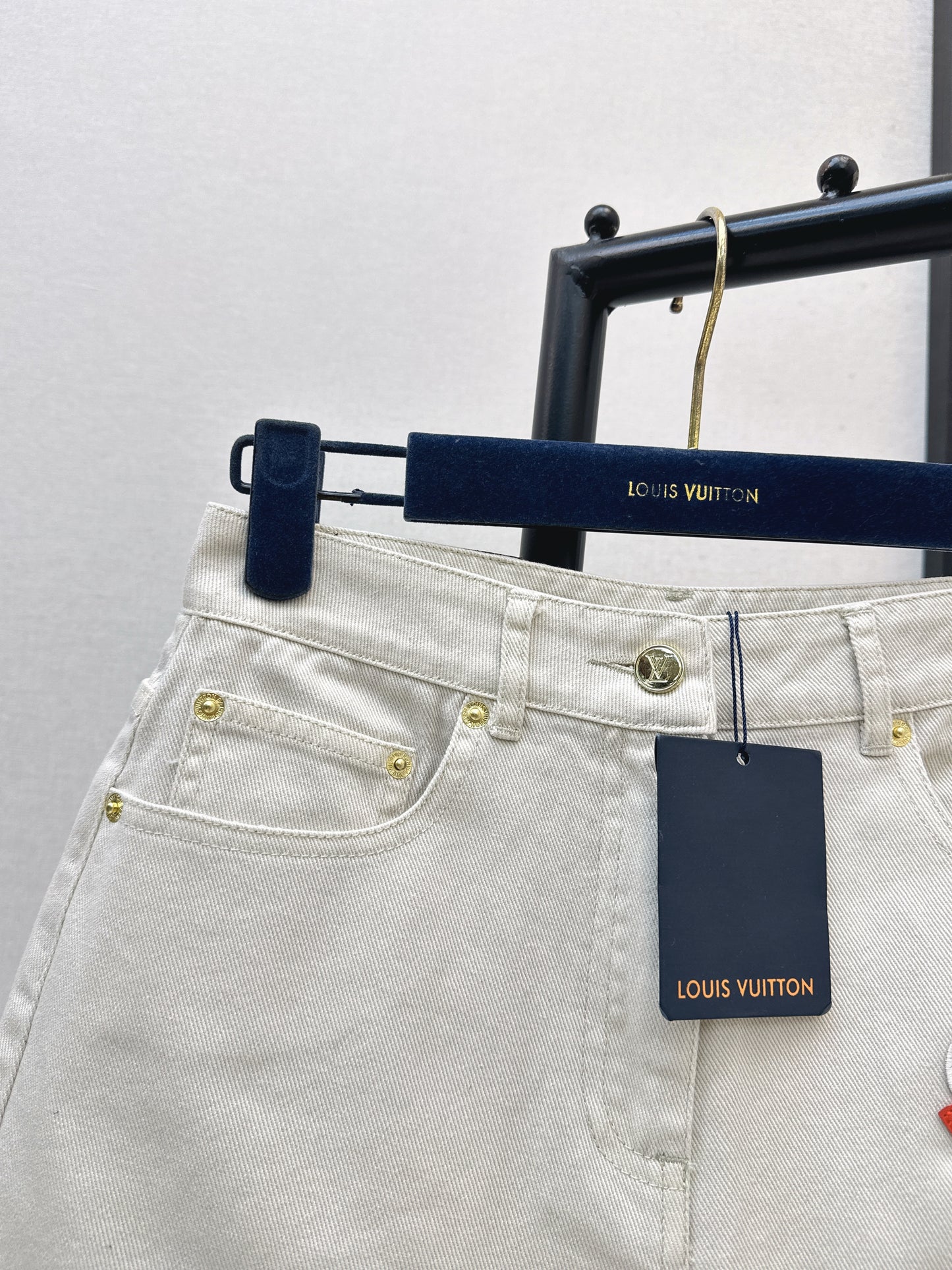 Embroidered denim shorts