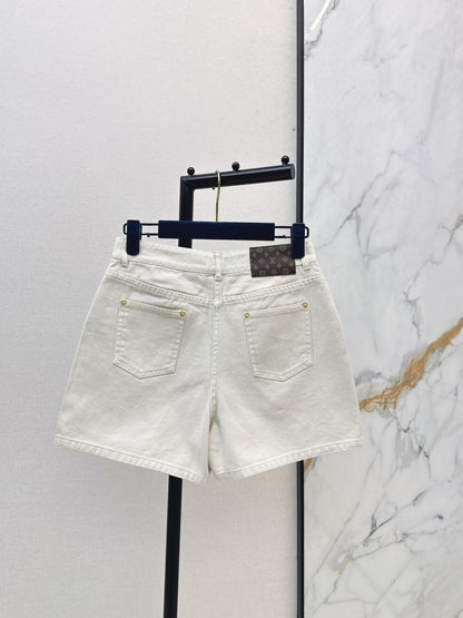 Embroidered denim shorts