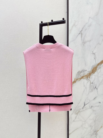Color-blocked jacquard vest