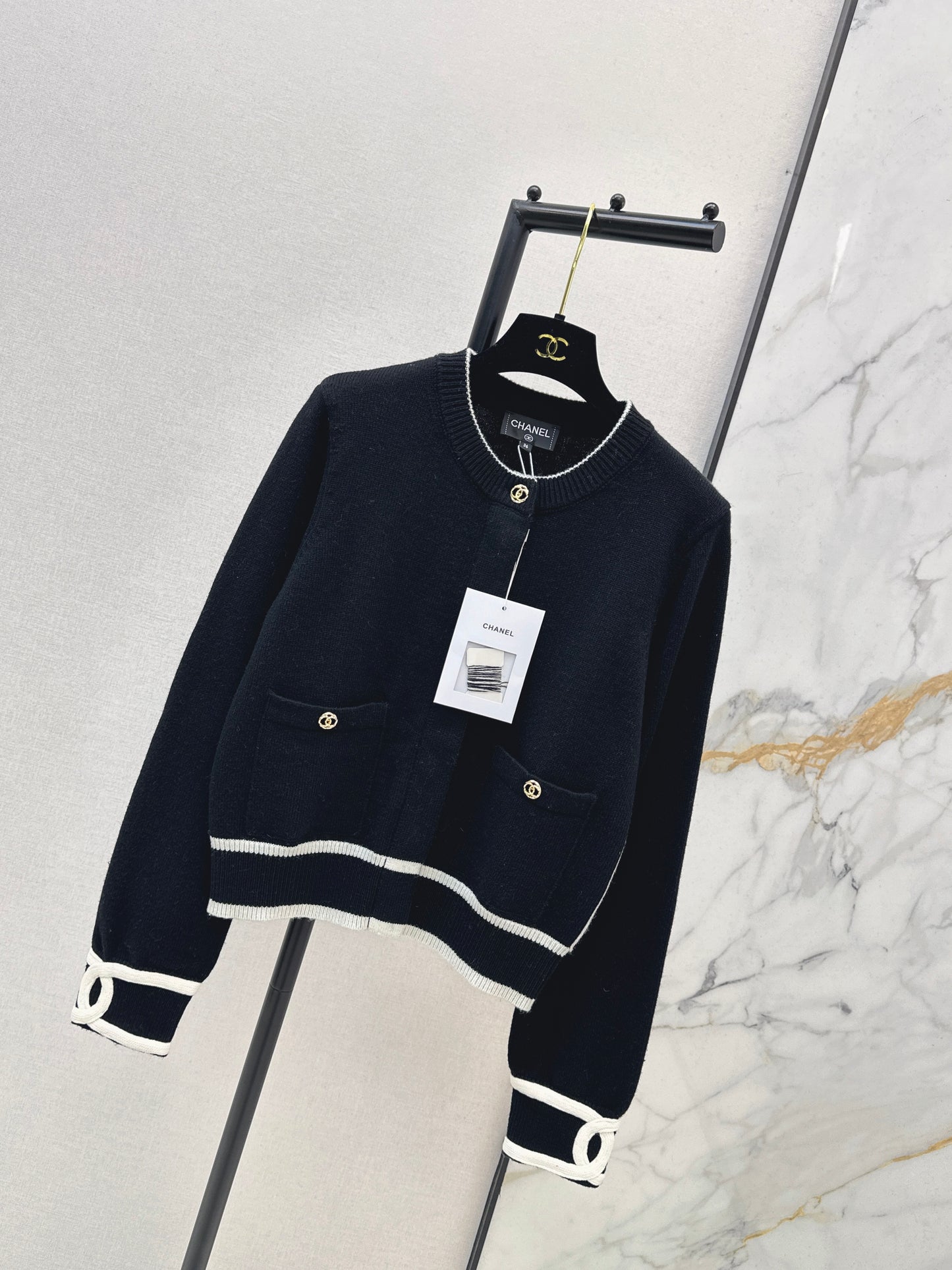 Jacquard Crew Neck Cardigan