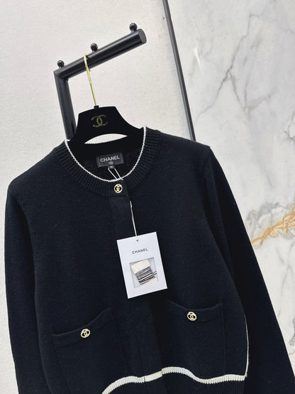 Jacquard Crew Neck Cardigan