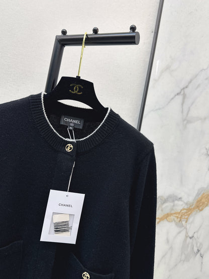 Jacquard Crew Neck Cardigan