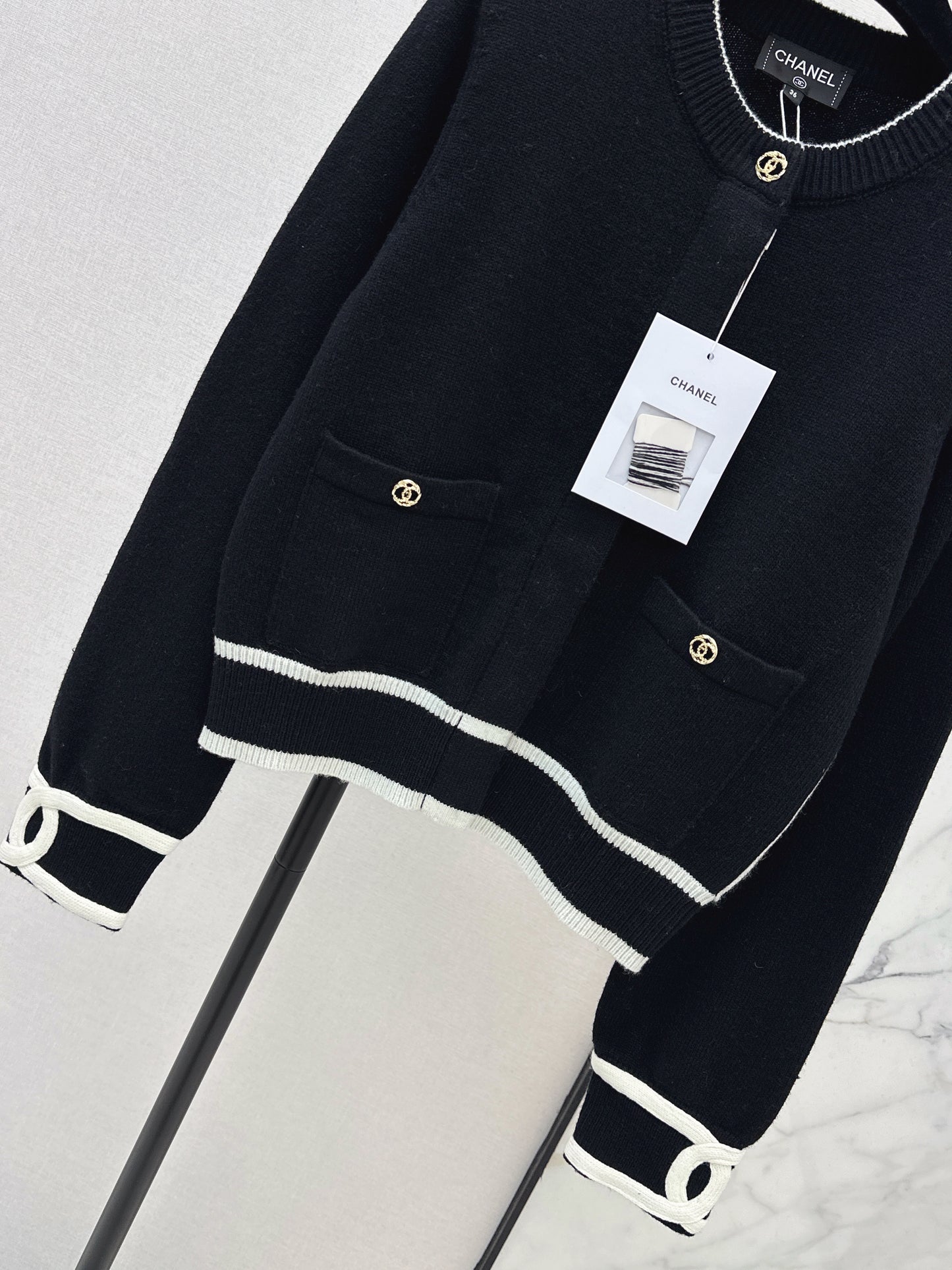 Jacquard Crew Neck Cardigan