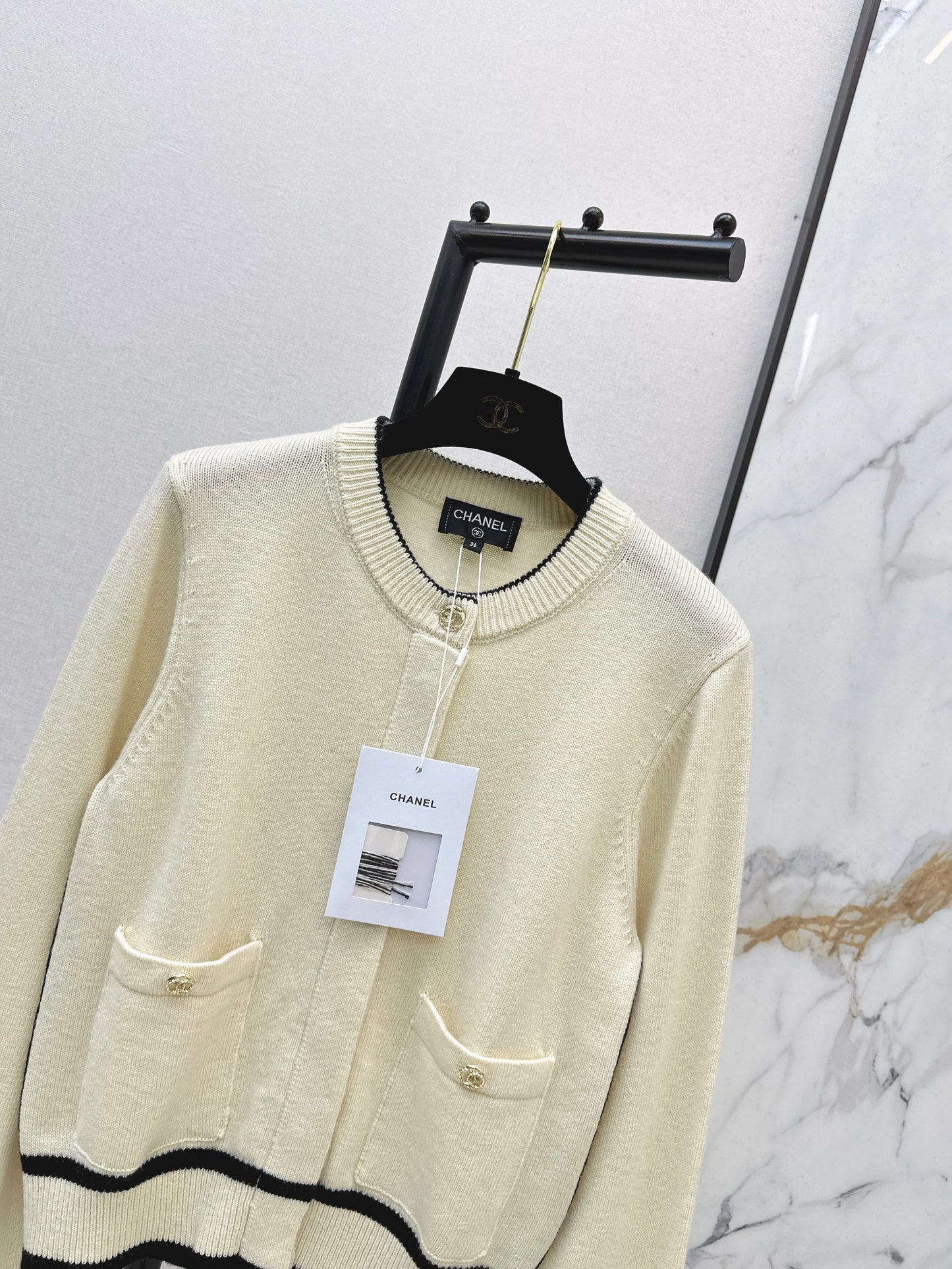 Jacquard Crew Neck Cardigan