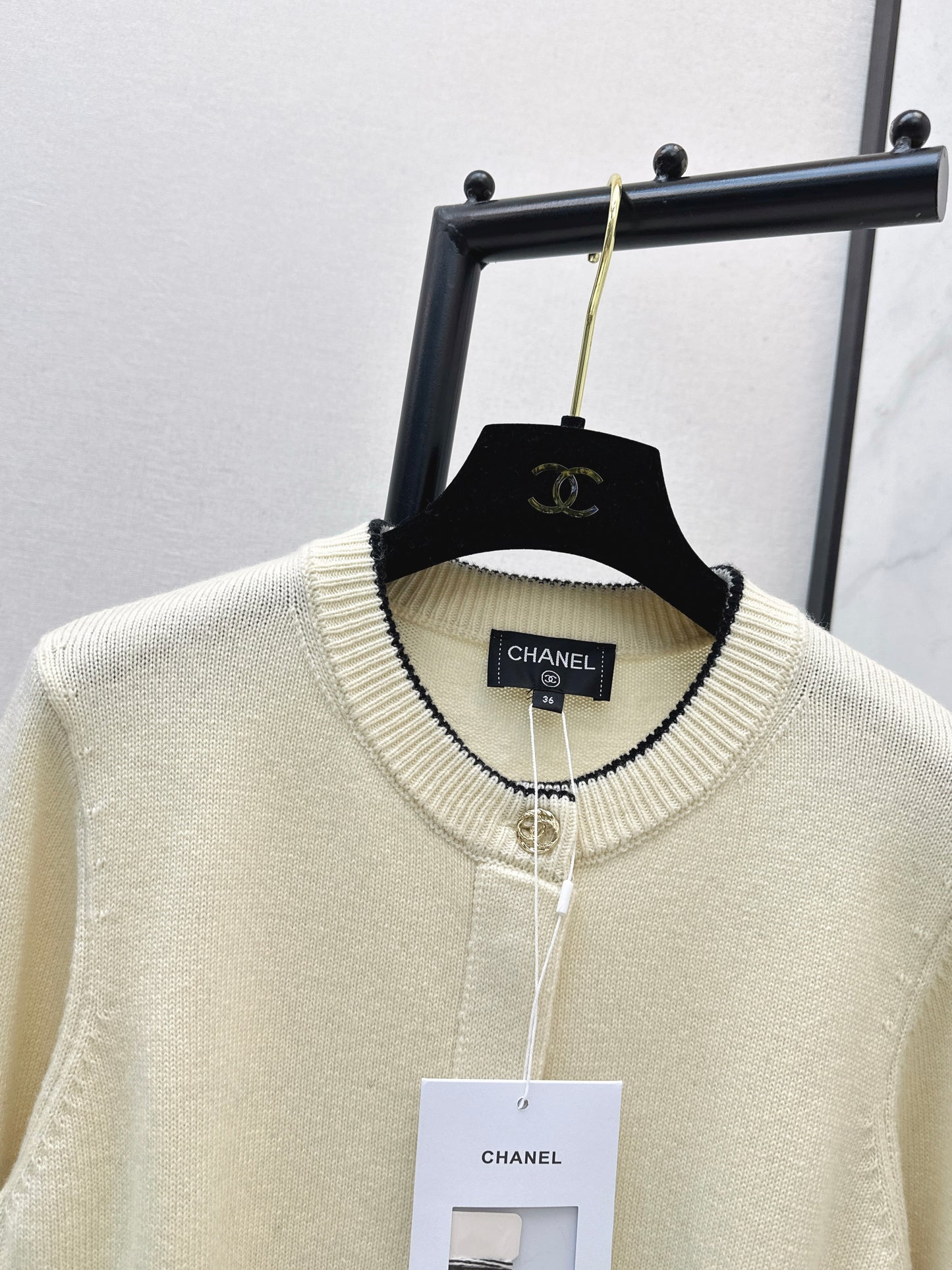 Jacquard Crew Neck Cardigan