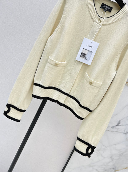 Jacquard Crew Neck Cardigan