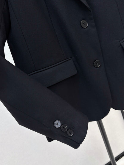 Minimalist Blazer