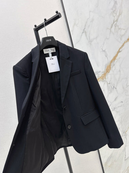Minimalist Blazer