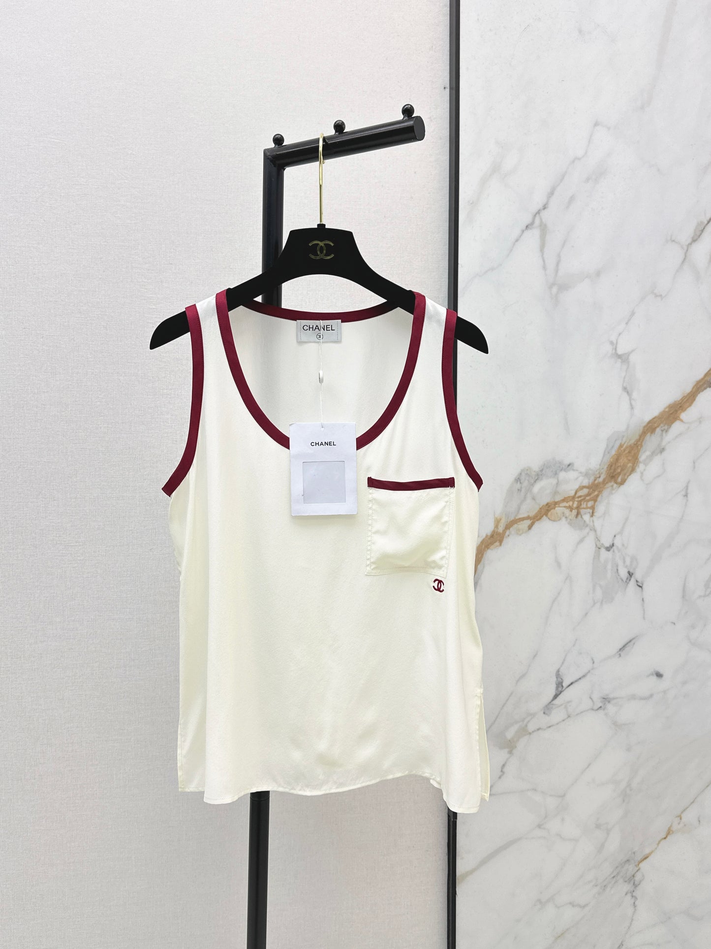 Sleeveless Vest
