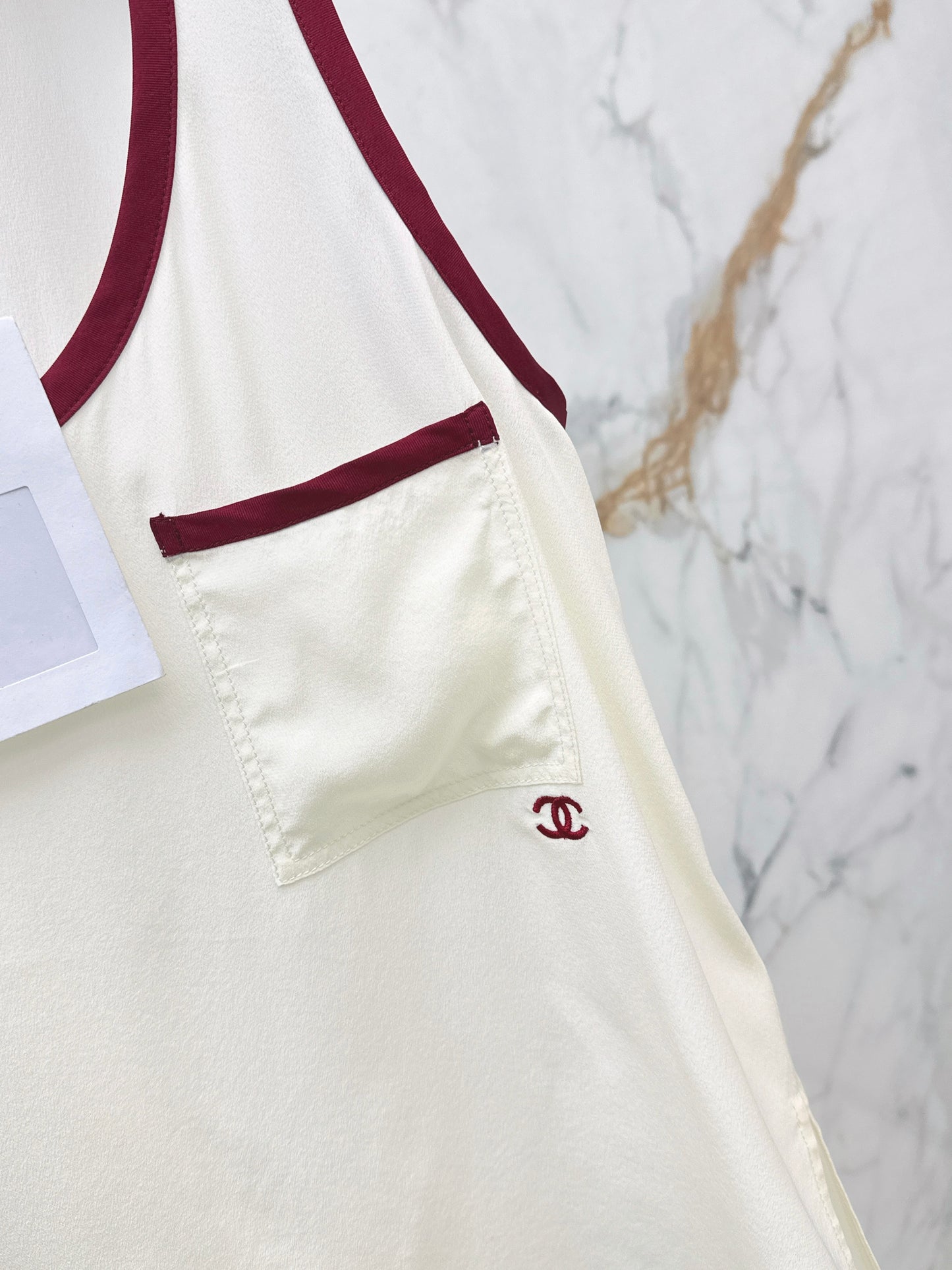 Sleeveless Vest