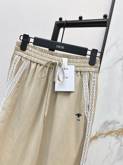Lace-trimmed straight-leg trousers