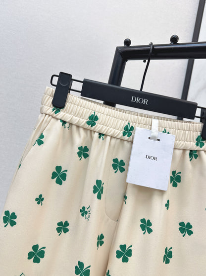 Four-leaf clover print straight-leg pants