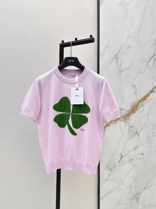 Four-leaf clover knit T-shirt