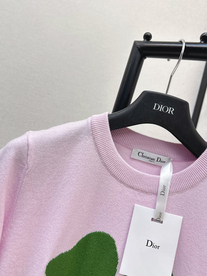 Four-leaf clover knit T-shirt